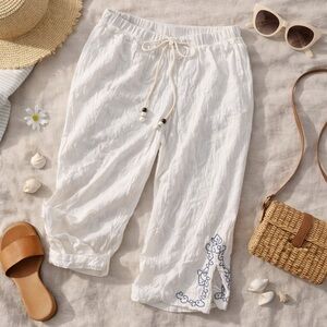 Kathie Lee Collection White Capri Pants – Embroidered Cuff – Size L